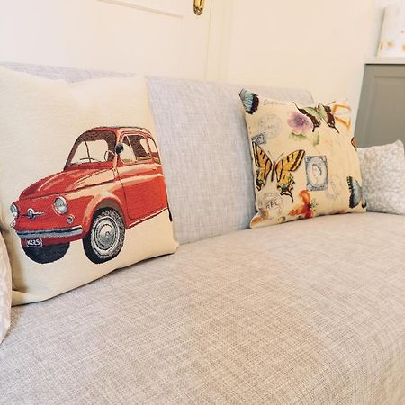 Cozy Studio Florence Smn - Fancy Apartments Ngoại thất bức ảnh